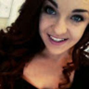 Meet your Posher, Leanna